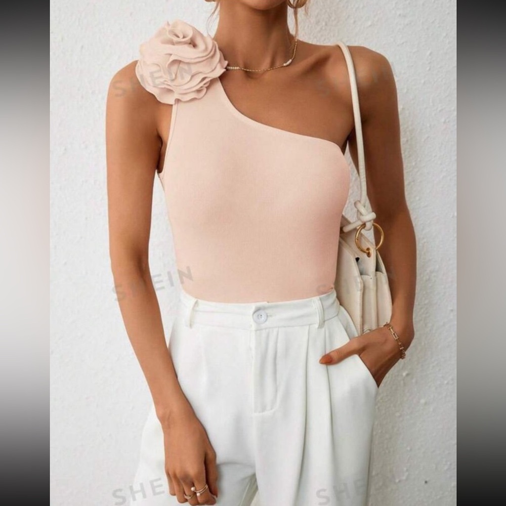 One shoulder ribbed top size small